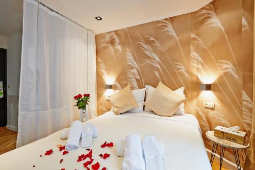 Hotel Les Ecrins - Photo 2