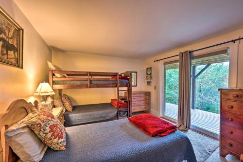 Cozy Home with Sauna Mins to Stowe Mountain Resort - image 6