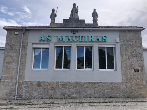 HOTEL AS MACEIRAS, Trives bei Froján