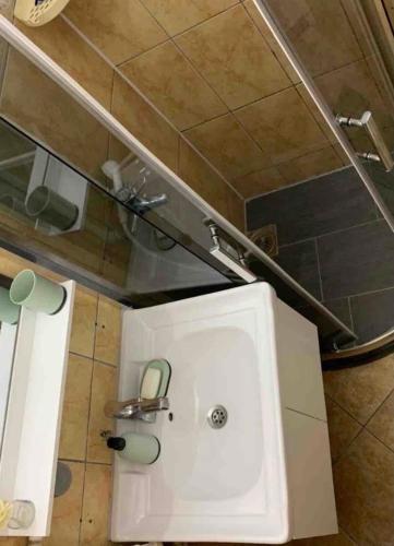 The Couple's Getaway Apartment in Ulpiana