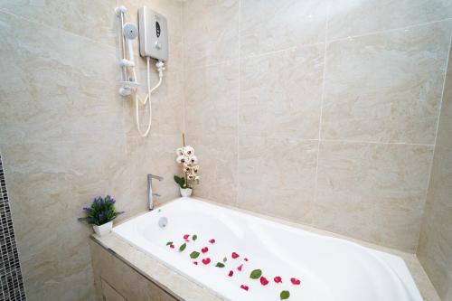 Ghazrin's Classic Hotel in Johor Bahru