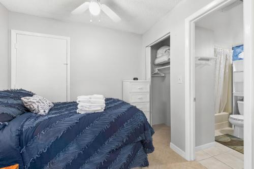 Seabreeze 1 1 Bedroom Walk to Beach Pet Friendly WiFi Sleeps 4 - image 5