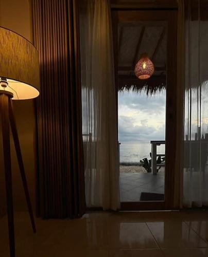 VnS Beachfront Guesthouse