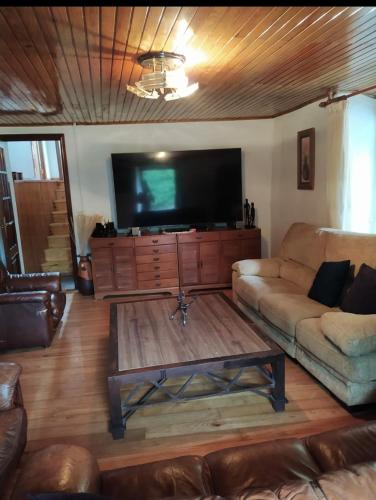  Room in Guest room - Rural house faluche chantada - Double room in Chantada