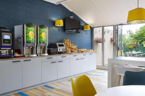 Comfort Hotel Paris Porte d'Ivry - image 14