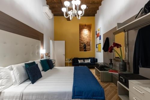 Kairos by Florence Art Apartments - image 2