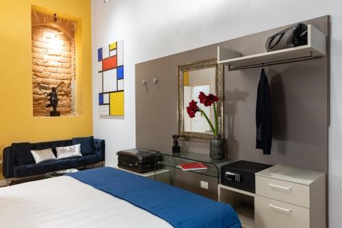 Kairos by Florence Art Apartments - image 9