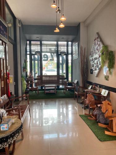 At Me2 Hotel Phitsanulok - 로비