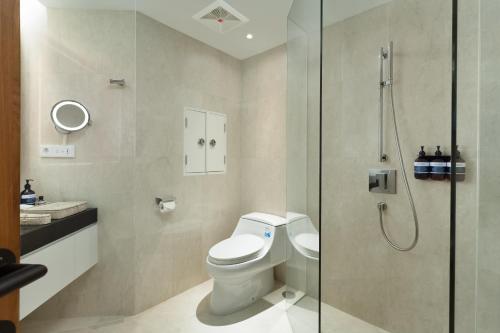 Two-Bedroom Suite image 2