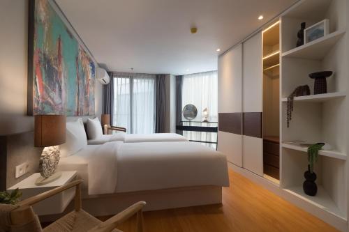 Two-Bedroom Suite image 7