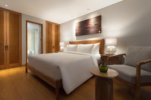 Two-Bedroom Suite image 10