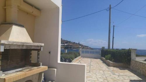 Iekārtas, Breezy Beach House in Mikrolimano