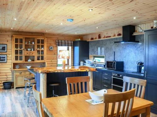 Red Kite & Osprey Lodges in Edderton