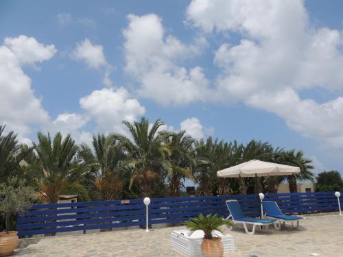 Iekārtas, West End Hotel in Peija