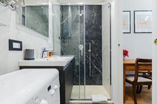 Milan Retreats Repubblica - main image