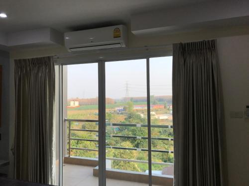 AP Grand Residence & Hotel near Dok Krai Reservoir