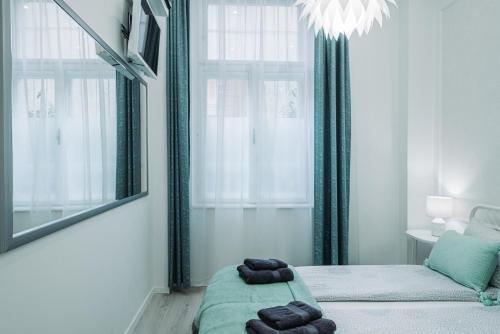 Budapest Holidays Harmony - image 11