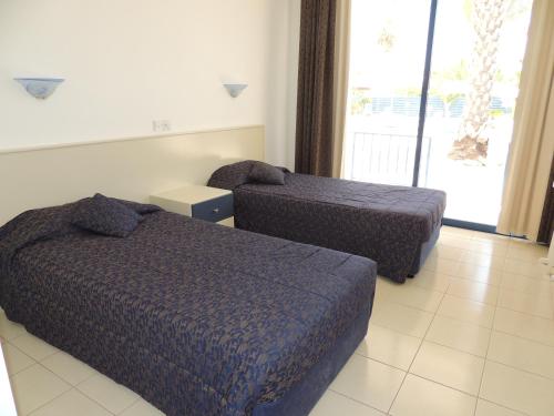 West End Hotel, Peyia (foto 5)