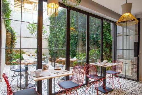 Green Parrot Hotel Istanbul - image 9