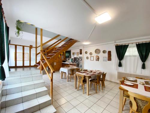 Hargita Panzio - image 4