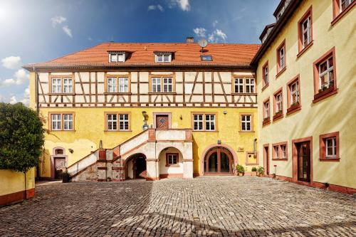 HOTEL WIENER BOTSCHAFT Veitshöchheim - by homekeepers