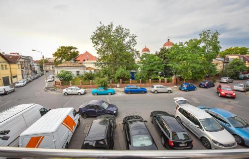 Royal Accommodation - image 5