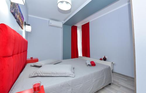 Royal Accommodation - image 13