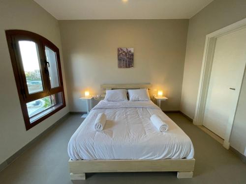 Two Bedroom Apartment in Sabina Lagoon & Pool View