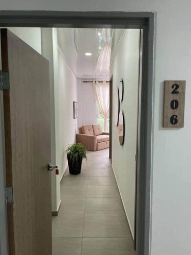 206-INCREIBLE APARTA ESTUDIO EN GRanada