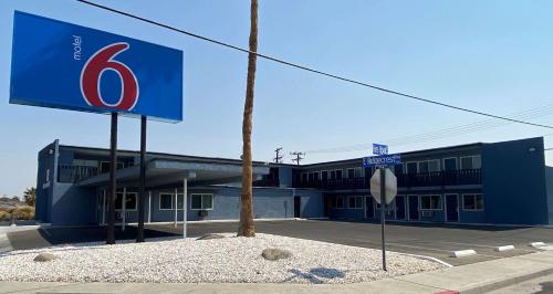 . Motel 6 Ridgecrest, CA China Lake