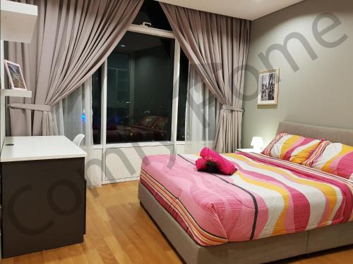 KLCC Service suites by Home Sweet Home - image 5