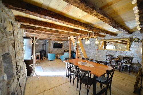 Rustic house Pojata, Njeguši