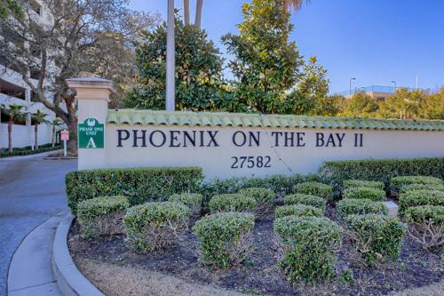 Phoenix On The Bay 2208 by Meyer Vacation Rentals - main image