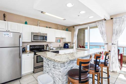 Silver Beach #801 - image 6