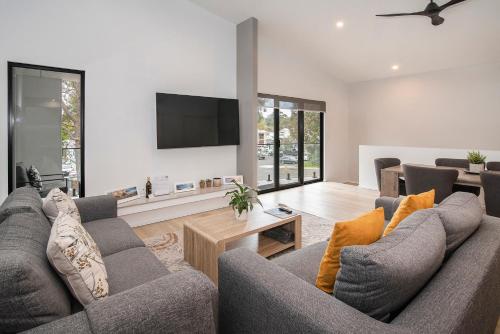 Town Scape - Margaret River - Margaret River