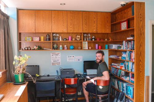 Adventure Queenstown Hostel – Queenstown, CA