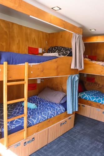 Adventure Queenstown Hostel – Queenstown, CA