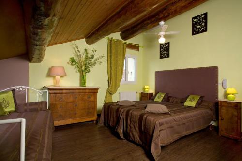 Logis Auberge De Tavel