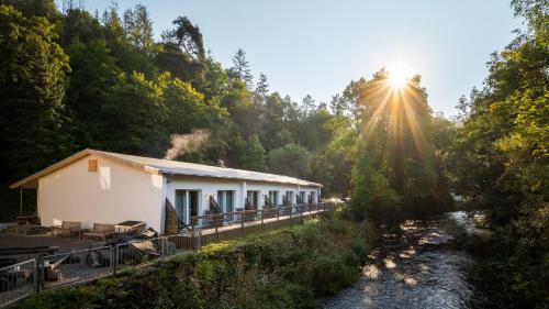 BODETALER BASECAMP LODGE - Bergsport- und Naturerlebnishotel