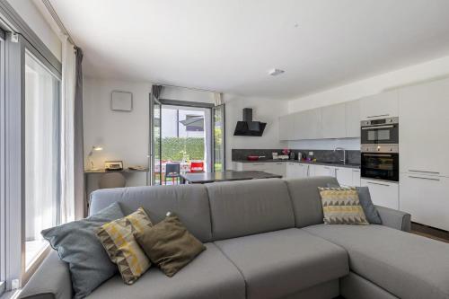 Superior One-Bedroom Apartment