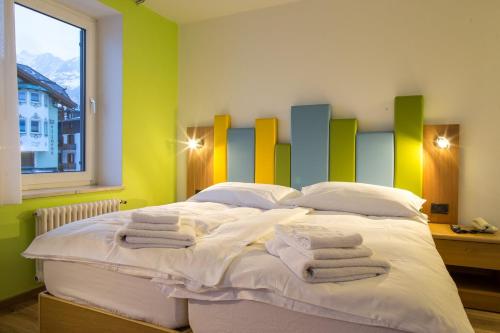 AlpenColor Hotel Tonale - Family Hotel