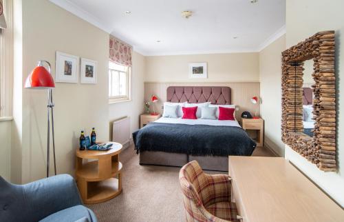 Crown Hotel 3