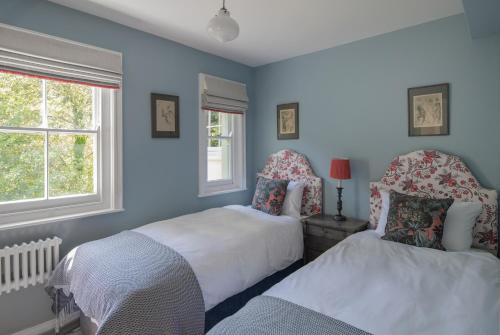 Henge Estate - Restored Manor House, up to 11 en-suite bedrooms