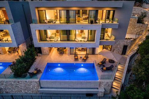 Luxury Villa Helios 5* in Orasac