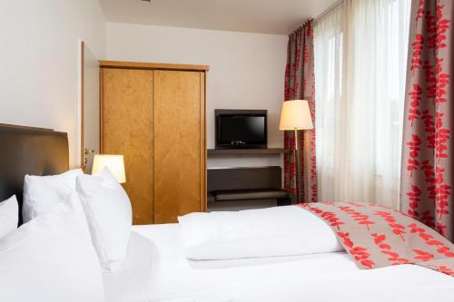 Holiday Inn Frankfurt Airport - Neu-Isenburg an IHG Hotel - image 9
