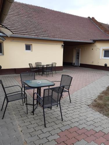 Näkymä, Helga Apartman in Mako