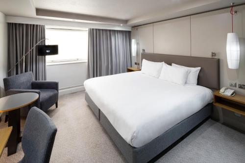 Crowne Plaza Harrogate By IHG - image 4