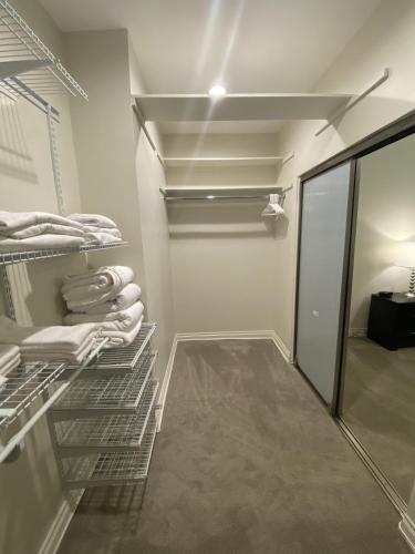 Runyon Canyon LA 30 Day Stays - main image