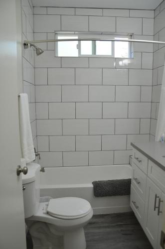 Runyon Canyon LA 30 Day Stays - image 9