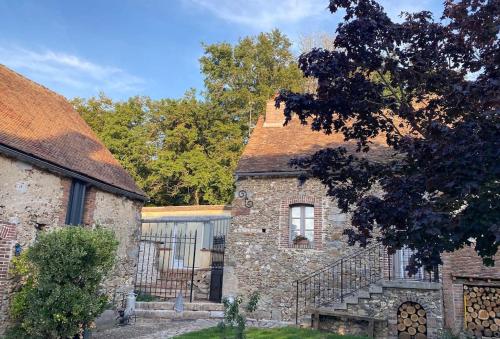 Maison rénovée pr 6 pers gîte à louer Heurtebise